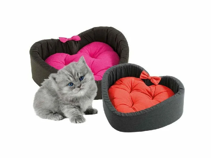  -Anti-scratch sofa protective coverSmall Red Heart Cushion